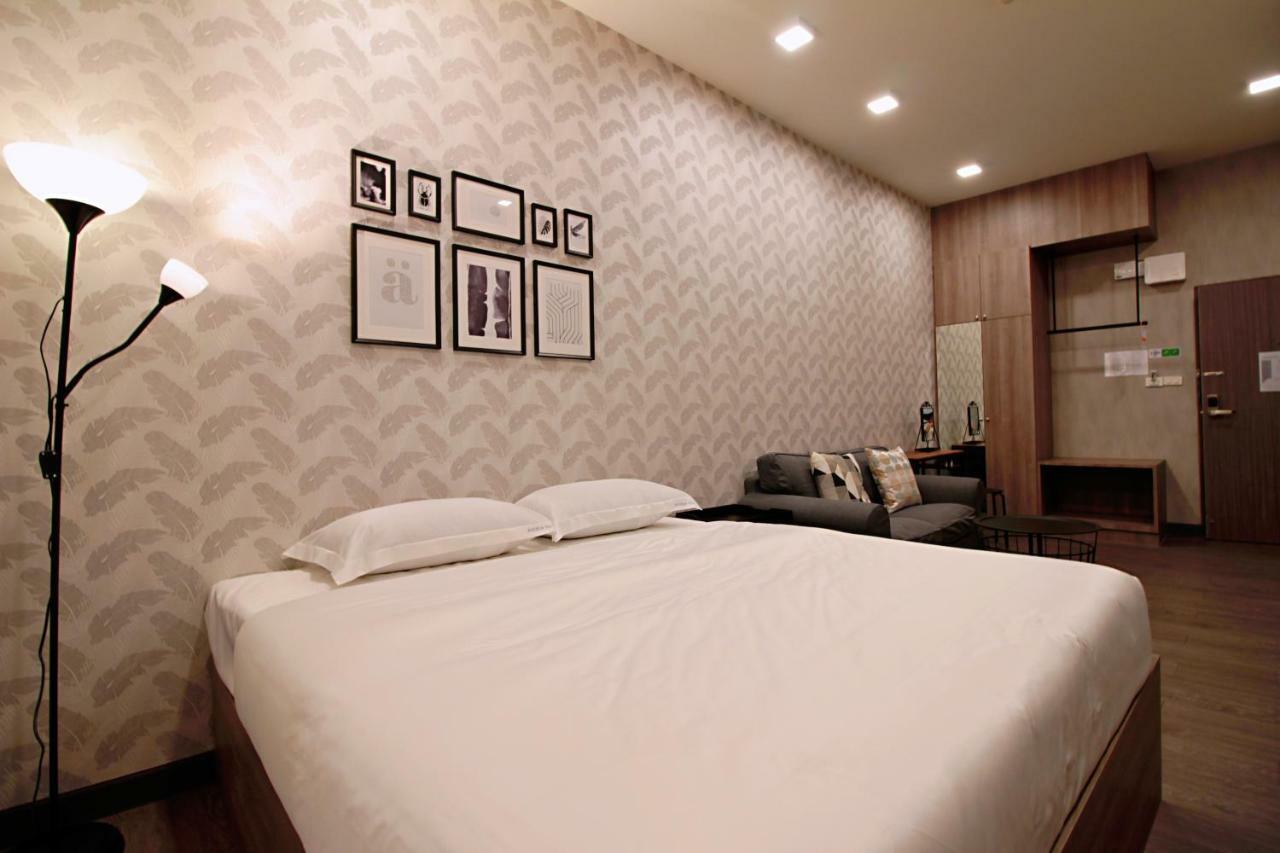 Badbed Hotel Bangkok Exteriör bild